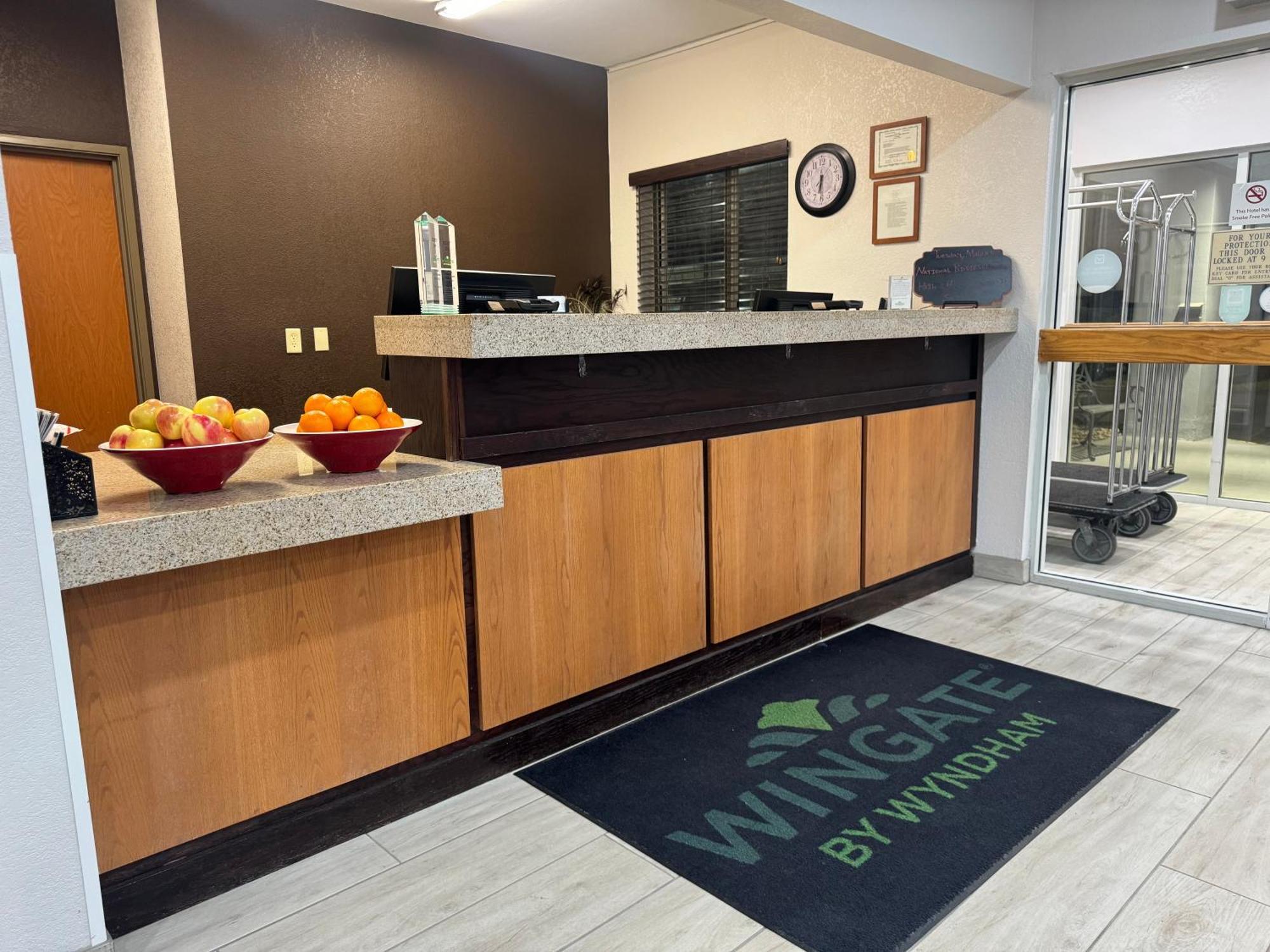 Wingate By Wyndham Sioux City Exterior photo