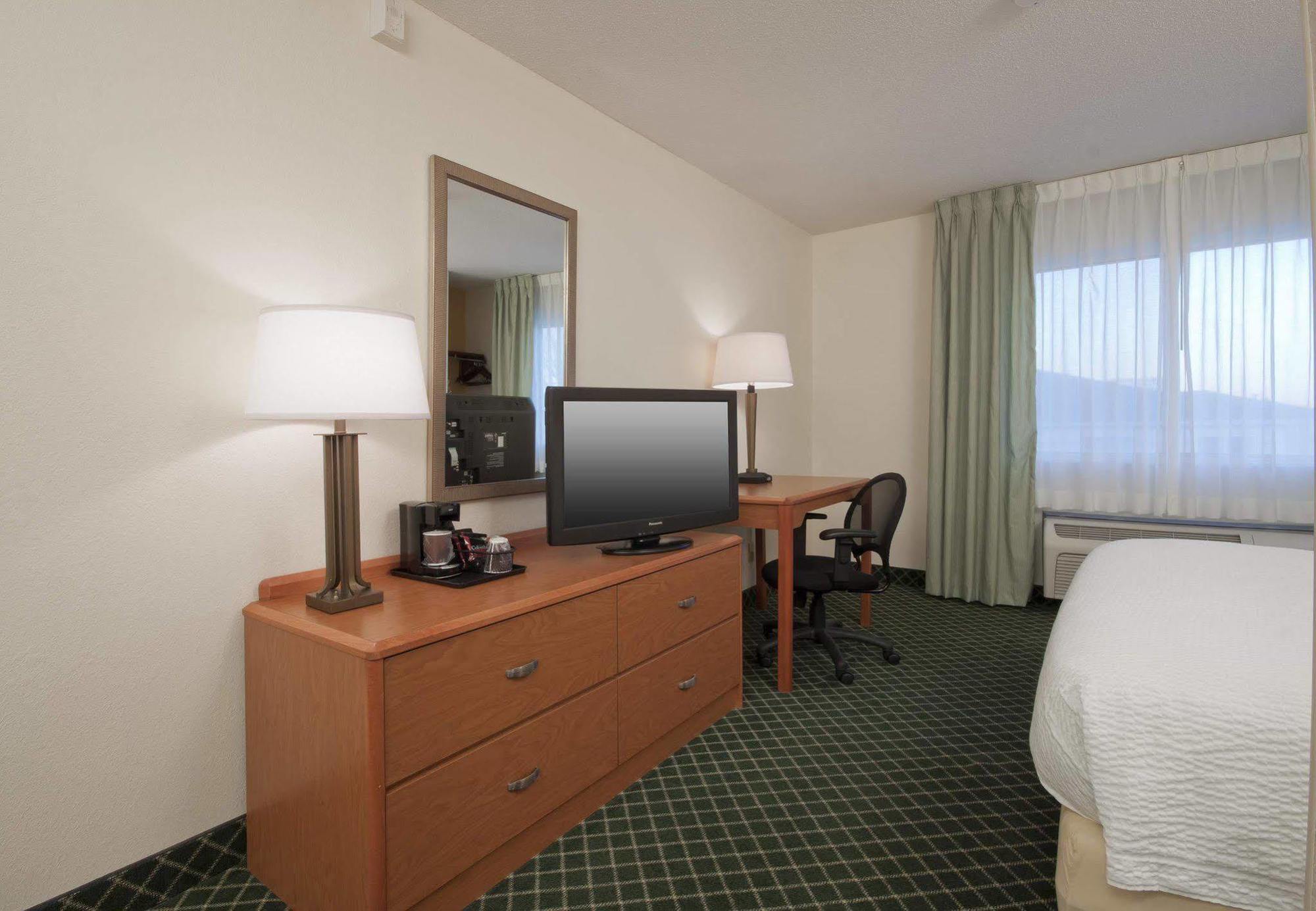Wingate By Wyndham Sioux City Exterior photo